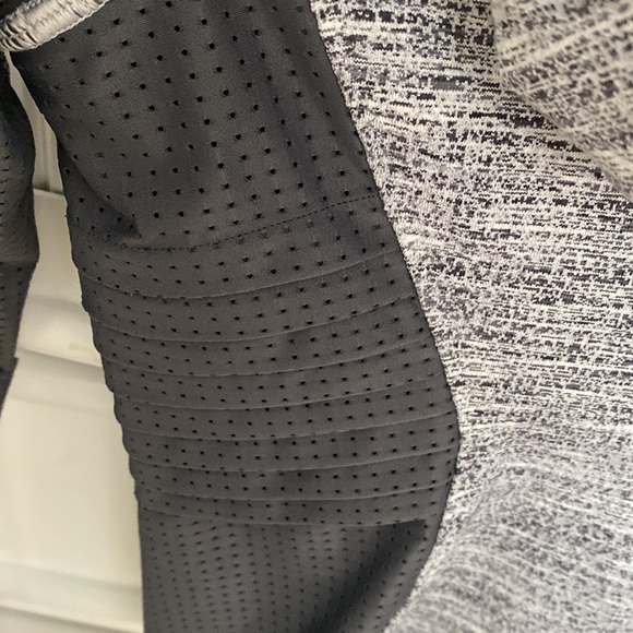 Ivivva Jacket - Picture 4 of 6